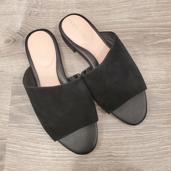 NEW Taryn Rose Vanessa Black Suede Slide Sandals - Picture 2 of 4